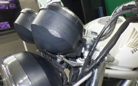 HONDA VTR 250 Gen. 2 MC33