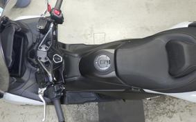YAMAHA T-MAX 560 T 2025 SJ21J