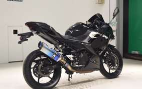 KAWASAKI NINJA 400 2021