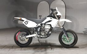 KAWASAKI D-TRACKER LX250E