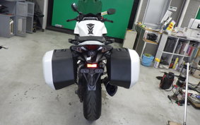 HONDA VFR800F 2015