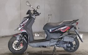SYM CROCS 125 ..