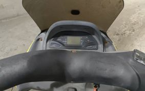 YAMAHA MAJESTY 125 SE27