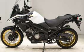 SUZUKI Vｽﾄﾛｰﾑ650XTA 2022 C733M