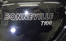 TRIUMPH BONNEVILLE T100 2017