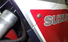 SUZUKI GSX-R750 1986 GR71G