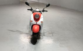 YAMAHA E-VINO SY11J