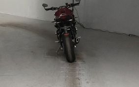 TRIUMPH STREET TRIPLE RS HDA614