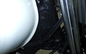 YAMAHA YB125SP 2001