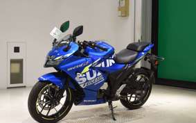 SUZUKI GIXXER 250 SF