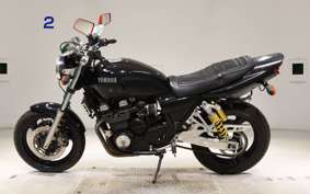 YAMAHA XJR400 Gen.3 R 2002 RH02J