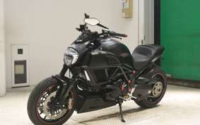 DUCATI DIAVEL DARK 2015