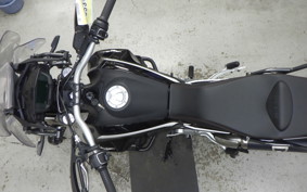 MOTO GUZZI V85 TT 2022