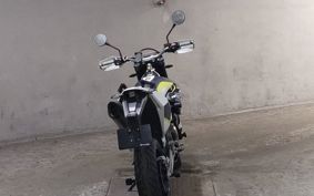 OTHER HUSQUARNA 701 SUPERMOTO 2017 UST