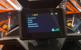 KTM 890 ADVENTURE 2023 TS640