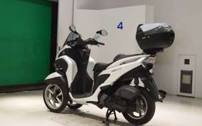 YAMAHA TRICITY 125