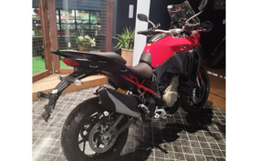 DUCATI MULTI STRADA V4S 2025 1000