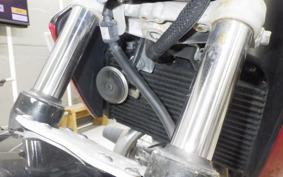 SUZUKI GSR250 2012