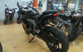 TRIUMPH DAYTONA 660 2024 LGL23U