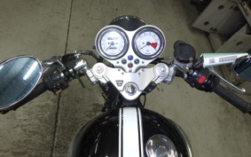 TRIUMPH THRUXTON 900 2005