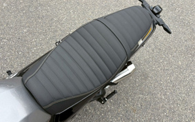 BMW R12 2024 0N51