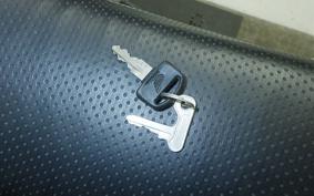 HONDA XR250R 2001 ME06