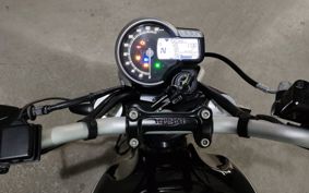 TRIUMPH SPEED 400 T127Y9