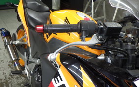 HONDA CBR250R A 2024 MC41