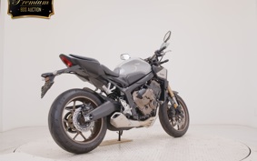 HONDA CB650R E-Clutch 2026 RH17