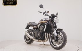 KAWASAKI Z900RS 2025 ZR900K