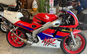 HONDA NSR250R-1 MC28