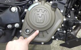 HUSQVARNA SVARTPILEN 125 1999