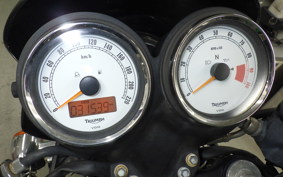 TRIUMPH THRUXTON 900 2012