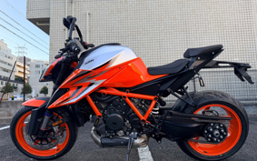 KTM 1290 SUPER DUKE R V3940