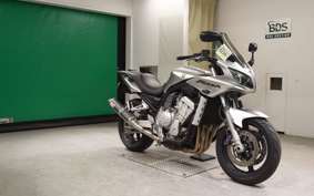 YAMAHA FZS1000 FAZER 2004