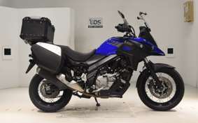 SUZUKI Vｽﾄﾛｰﾑ650XTA 2020 C733A