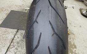 YAMAHA YZF-R1 2005