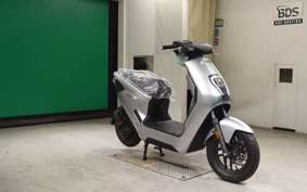 HONDA EM1 e: 2010 EF16