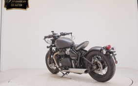 TRIUMPH BONNEVILLE BOBBER 2021