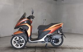 YAMAHA TRICITY 125 SE82J