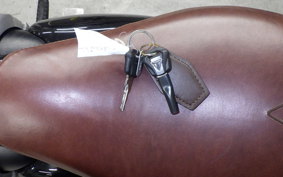 TRIUMPH BONNEVILLE BOBBER 2023