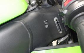 KAWASAKI ZX 10 NINJA R 2010