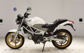 HONDA VTR 250 Gen. 2 MC33