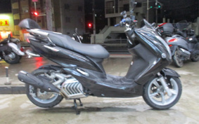 YAMAHA MAJESTYS SG28J