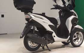 YAMAHA TRICITY 125 A SE82J