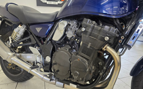 SUZUKI INAZUMA 400 2003 GK7BA