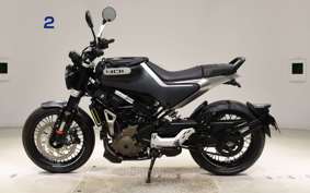 HUSQVARNA SVARTPILEN 401 2021