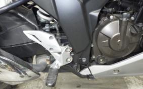 SUZUKI ｼﾞｸｻｰ250SF 2004