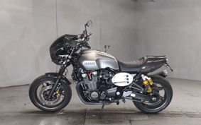 YAMAHA XJR1300 C 2016 RP19