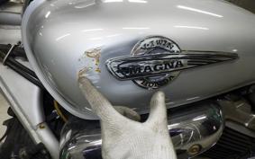 HONDA MAGNA 250 MC29